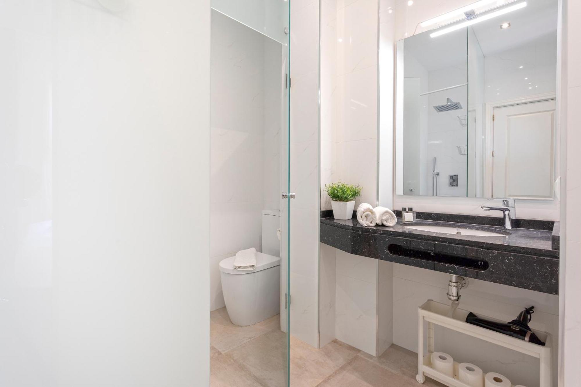 Apartamento Reformado En Malaga Centro By Rent Me Buitenkant foto