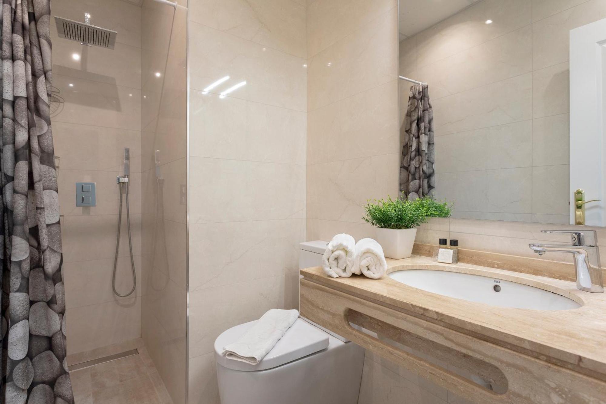 Apartamento Reformado En Malaga Centro By Rent Me Buitenkant foto